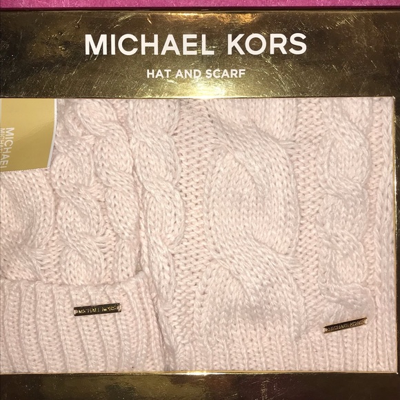 Michael Kors Pink Cable Knit Hat and Scarf Set - Picture 1 of 3